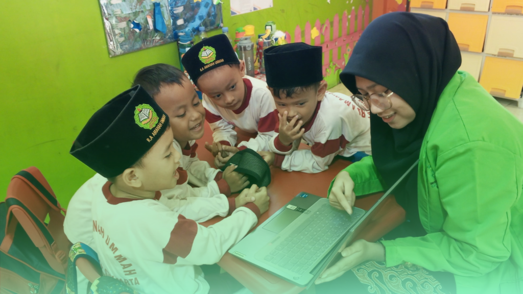 Pendidikan Kreatif di Yayasan Amanah Ummah Surakarta: Membangun Generasi Cerdas, Aktif, dan Berkarakter